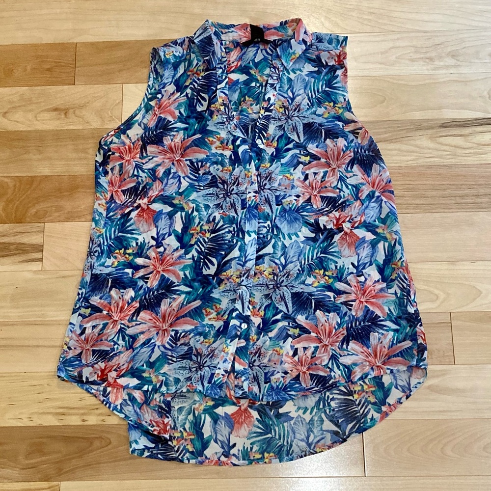 H&M Hawaiian Sleeveless Silky Top
